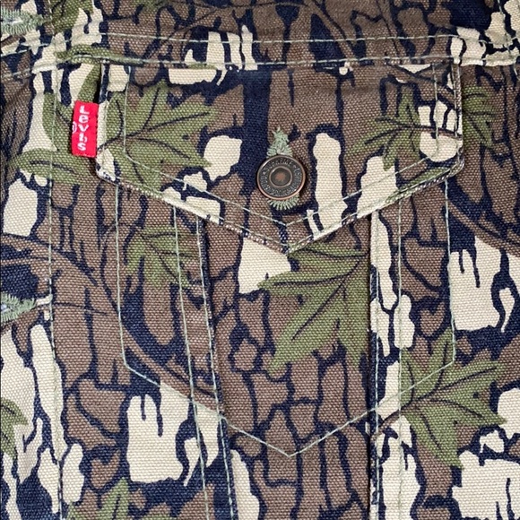 SUPREME X LEVI’S SHERPA HEAVY DUTY TRUCKER JACKET - Picture 11 of 16